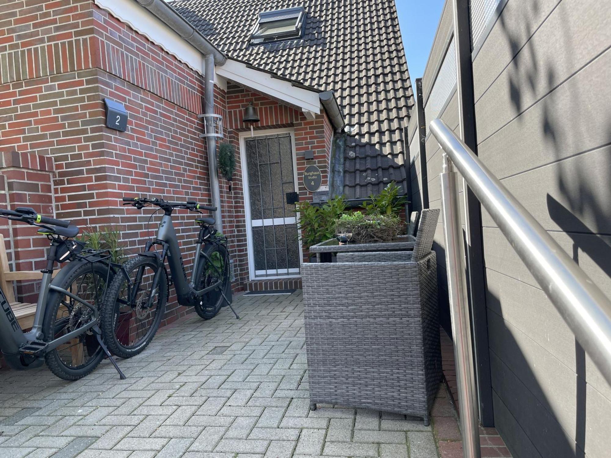 Burghaus 4 Greetsiel Exterior foto